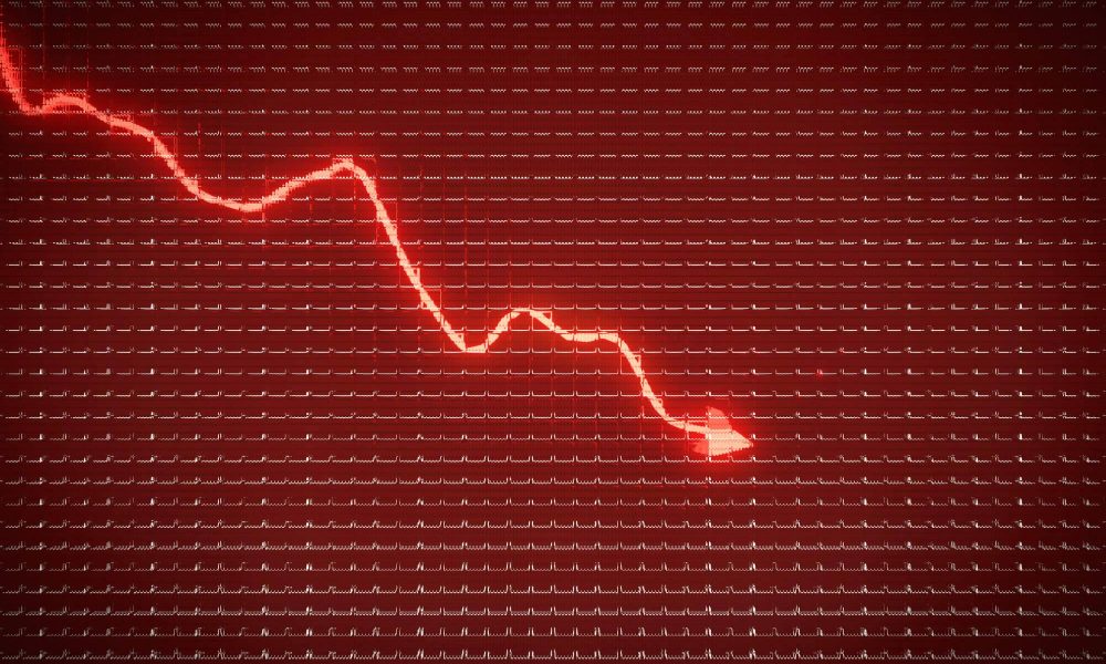 Ibovespa fecha em leve queda com invasão do Capitólio nos EUA após bater máxima histórica; dólar sobe a R$ 5,30