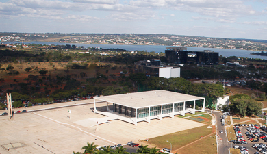 STF invalida obrigatoriedade de informação sobre débitos nas contas de água e luz em SC