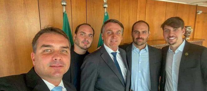 Delegado Waldir diz que filhos de Bolsonaro governam com o pai