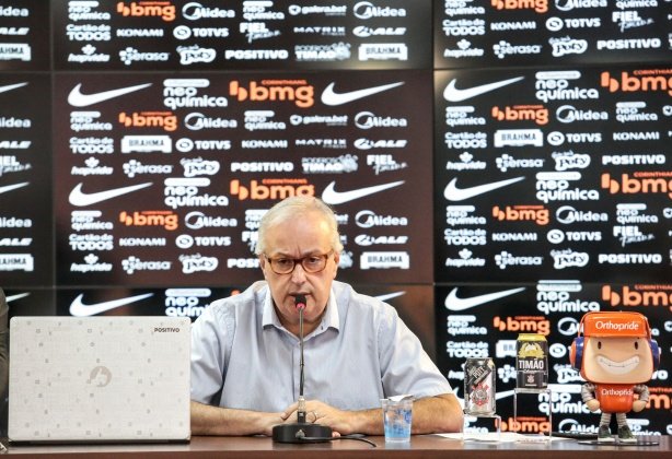 ‘O talvez dê certo a gente vai evitar’, diz Roberto de Andrade sobre contratações do Corinthians