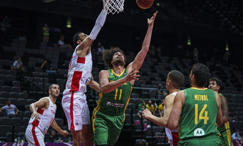  Brasil vence Tunísia em estreia não pré-olímpico de basquete masculino