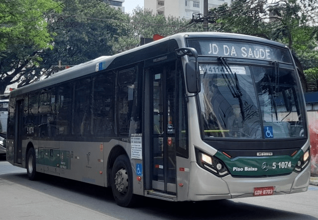  Quatro linhas de ônibus têm alterações durante obras na plataforma do Terminal Parque Dom Pedro II a partir desta segunda (18)