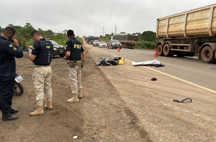  Jaru: Mulher em motocicleta morre ao desviar de animal na pista e é atropelada por outras por outras duas motocicletas