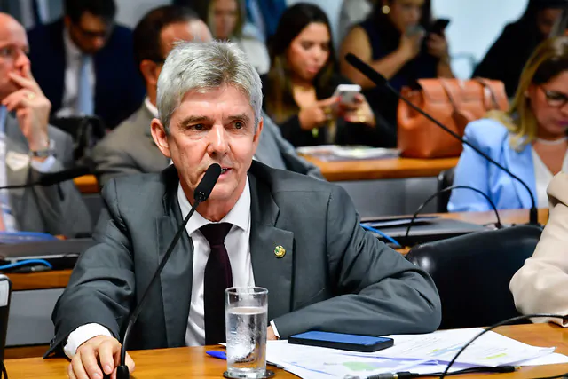  JAIME BAGATTOLI: Senador é relator de projeto que permite a empresas estrangeiras executarem voos domésticos no país