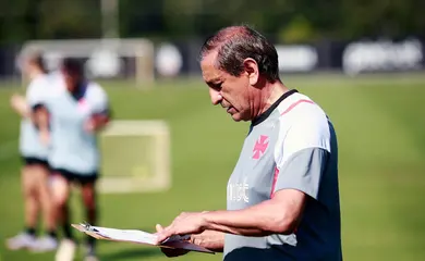  A janela abriu: Vasco vai atrás de volante para atender a pedido de Ramón Díaz