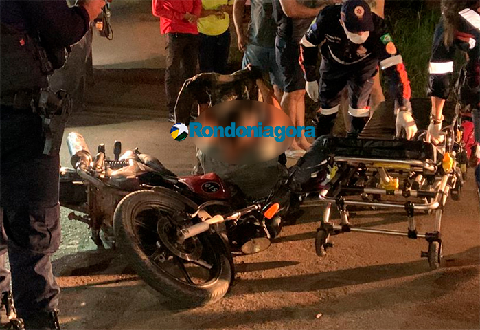 Motociclista tem fratura exposta após acidente com caçamba