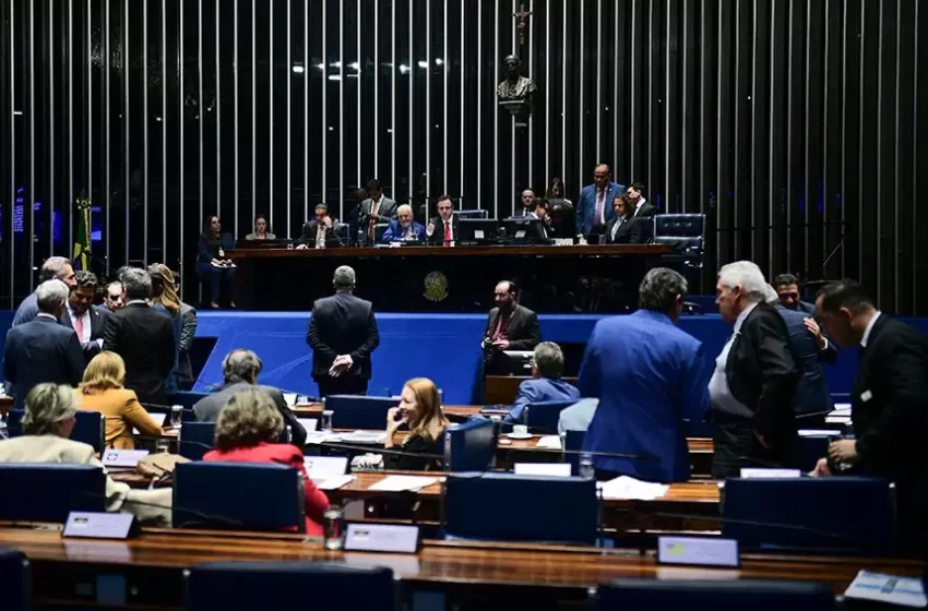  Senado prepara outra punhalada no Orçamento