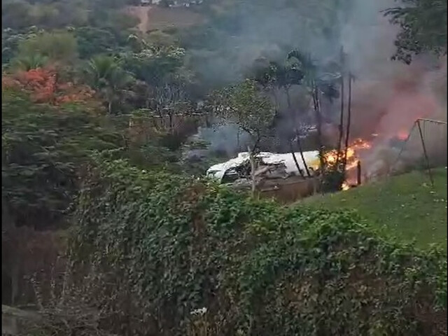  Avião com 62 pessoas cai em São Paulo