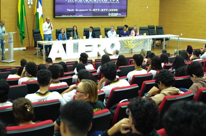  Alero recebe abertura do Simpósio do Grupo de Pesquisa Práticas Discursivas na Amazônia