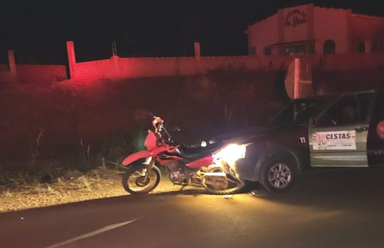  MACHADINHO: Acidente envolvendo Fiat Uno e Motocicleta deixa vítima fatal na RO-257