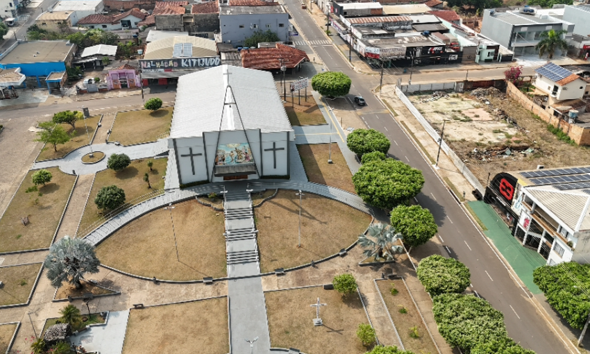  Jaru: Após primeiras chuvas, horizonte volta a aparecer em imagens aéreas