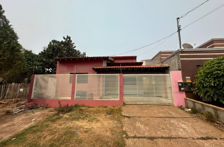  Vende-se Ótima Casa no Setor 1 em Jaru