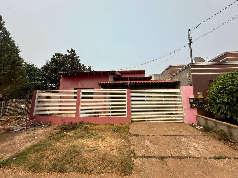 Vende-se Ótima Casa no Setor 1 em Jaru