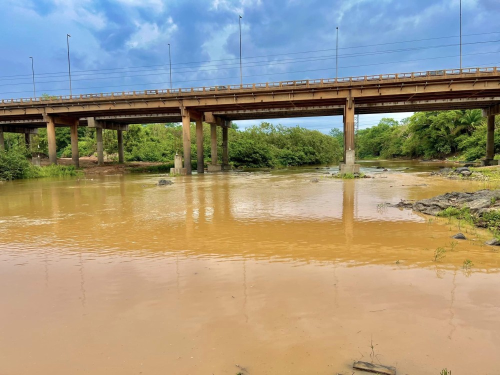 Rio Jaru começa a encher após as primeiras chuvas