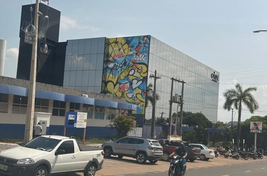  Hotel Catuaí Inova e Contrata Artista Internacional para Grafitar Parede em Arte avaliado em R$ 100 Mil