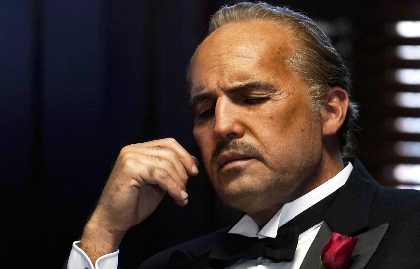  Billy Zane encarna Marlon Brando em foto da cinebiografia