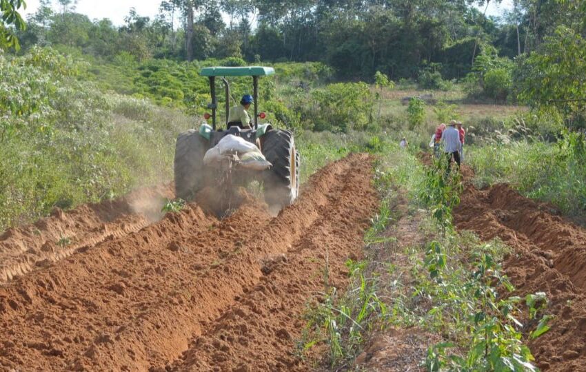  Alan Queiroz destina R$ 60 mil para aquisição de maquinários agrícolas em Machadinho do Oeste