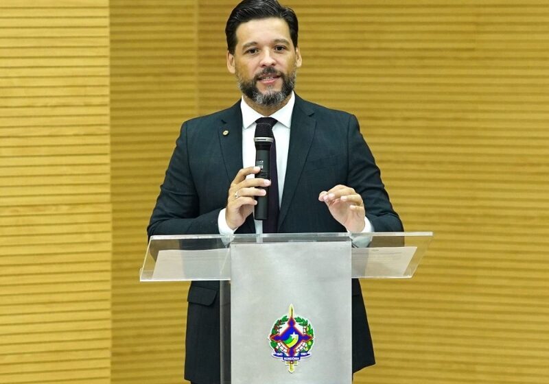  Deputado Delegado Camargo Cobra Ações do Governo para Disponibilização de Neuropsicólogos na rede estadual  de Saúde