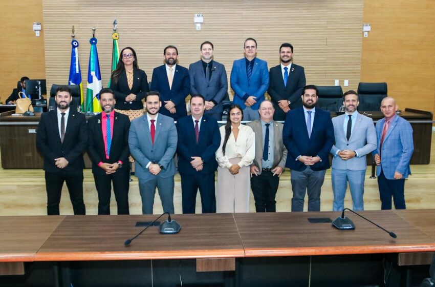  Deputado Nim Barroso Parabeniza Alex Redano e toda a nova Mesa Diretora da Assembleia Legislativa de Rondônia (Alero), eleita para o biênio 2025/2026!