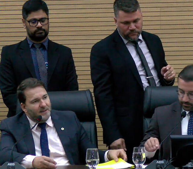  Assembleia altera Constituição, muda Regimento Interno e vai eleger nova Mesa nesta terça-feira