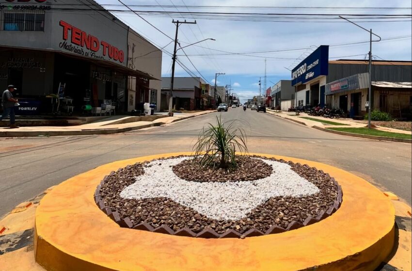  Rotatórias revitalizadas e sinalizadas em Machadinho D’ Oeste