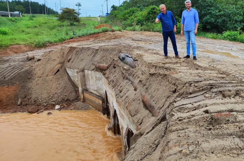  Deputado Ezequiel Neiva  Destina  tubos Para Vilhena