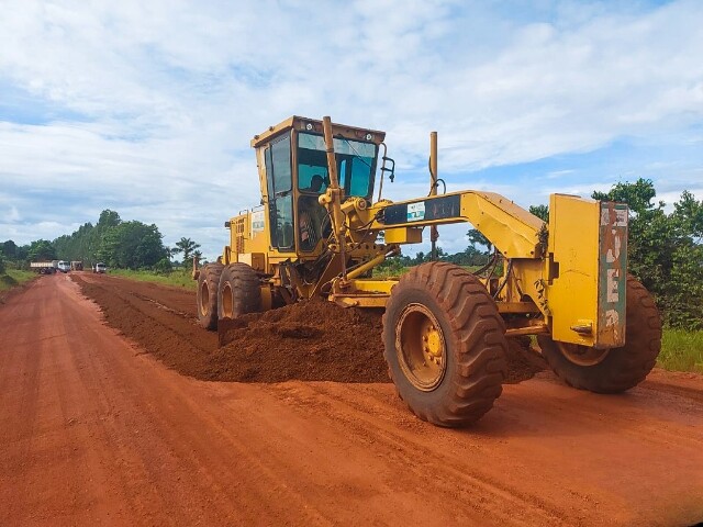 DER inicia manutenção na ro-377 em São Francisco do Guaporé atendendo indicação da deputada Lebrinha