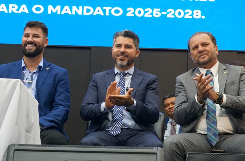  Marcos Rogerio prestigiou a posse do prefeito Affonso Cândido e da vice-prefeita Marley Muniz