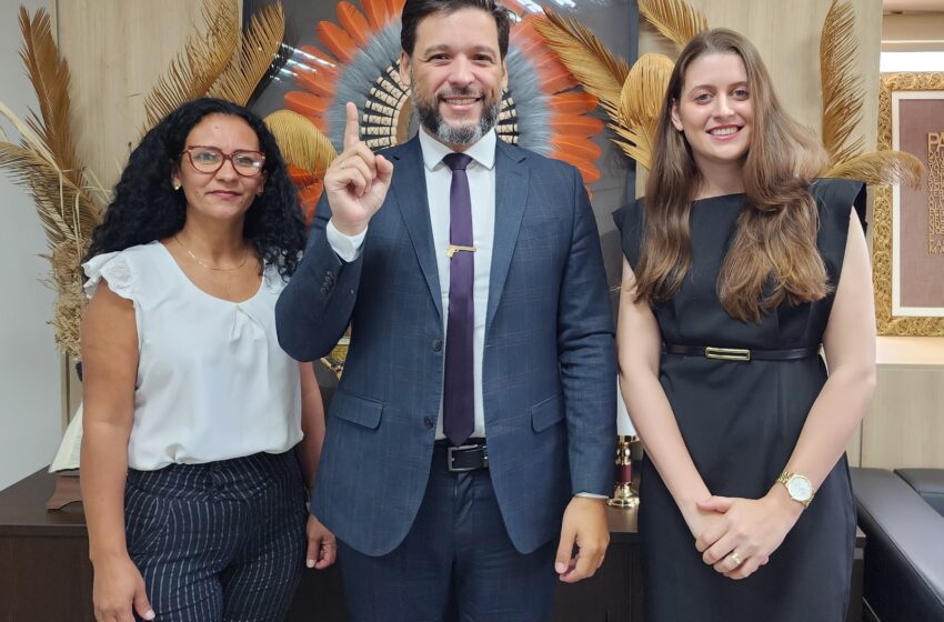  Deputado Camargo recebe representantes da Associação de Pais e Professores do IFRO Ariquemes