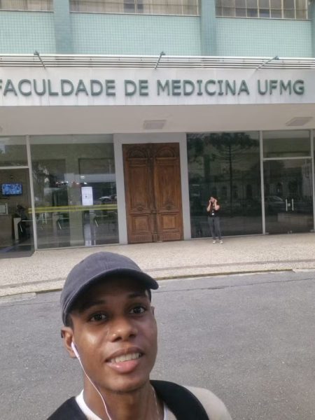 Quem é o jovem padeiro de RO aprovado em medicina em MG: ‘Ouvir Linkin Park me ajudava’