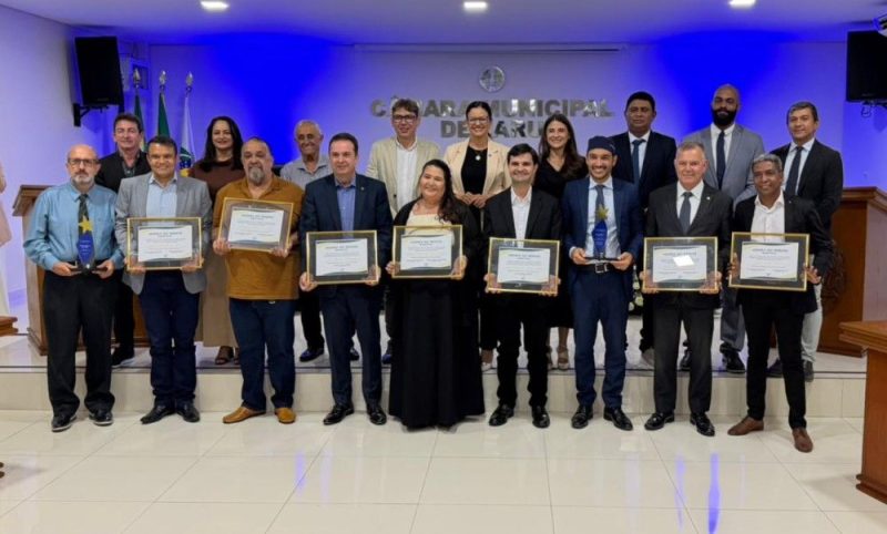 Câmara realiza Sessão Solene e entrega honrarias a personalidades que valorizaram o desenvolvimento de Jaru