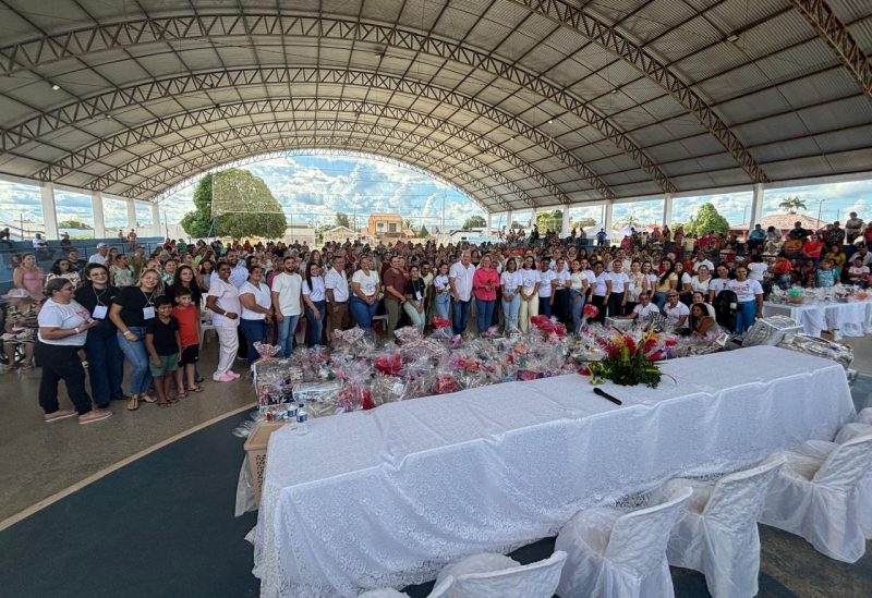 Prefeitura de Alvorada do Oeste comemora Dia das Mães em grande estilo com mais de 3 mil prêmios, veja vídeos