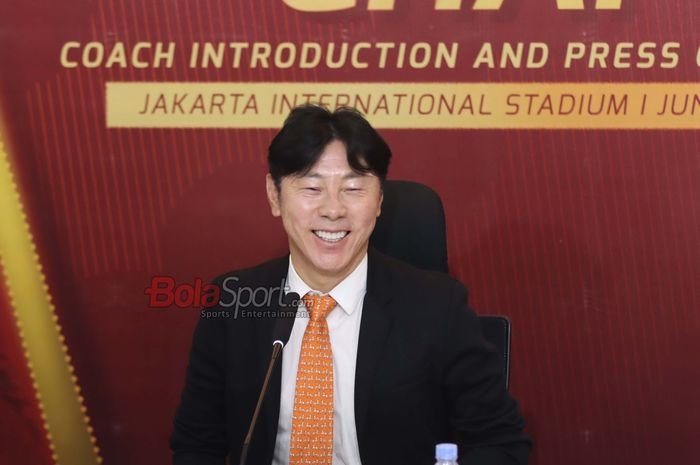 Shin Tae-yong Ajak Eks Asisten Pelatih Timnas Indonésia Gabung Persija
