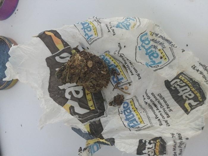 Homem é flagrado com ação de maconha às margens do Rio Jaru durante patrulhamento da PM