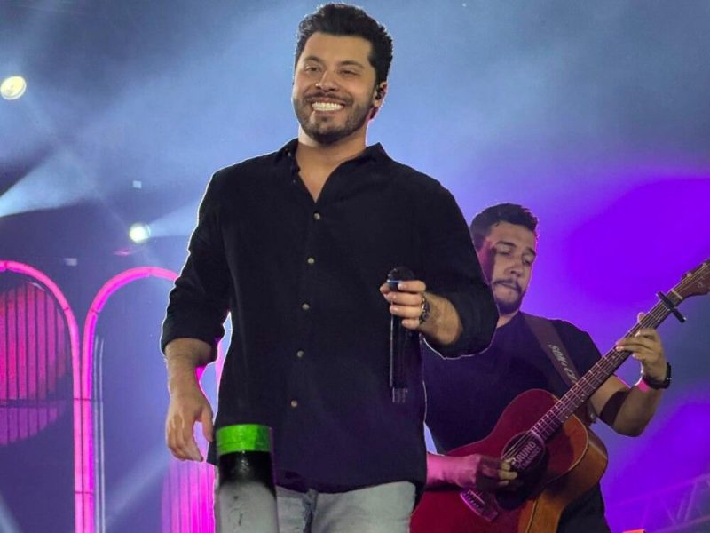 Murilo Huff faz grande show de encerramento da Agrishow Jaru 2026