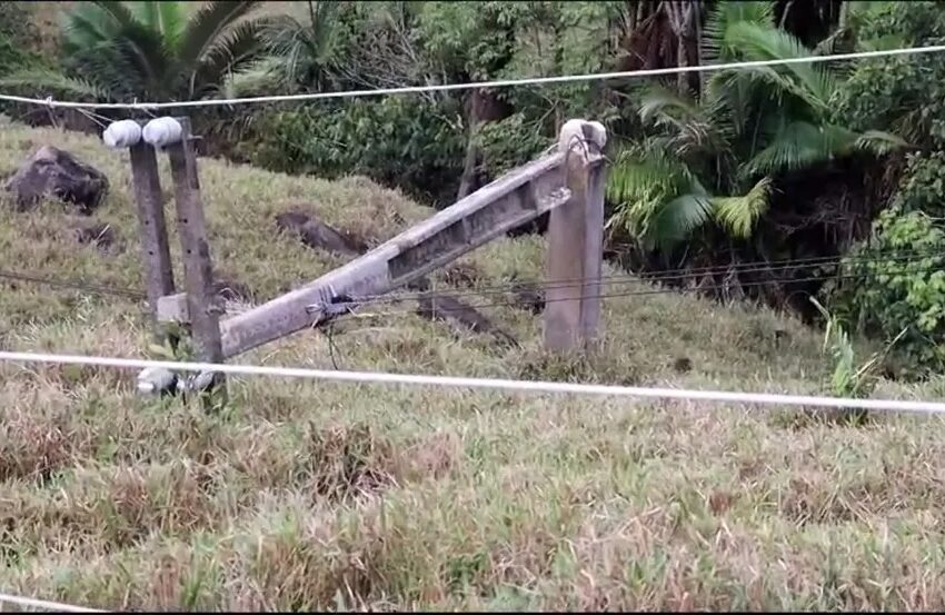  Em Gov. Jorge Teixeira vendaval derrubou 11 postes e deixou cidade sem energia