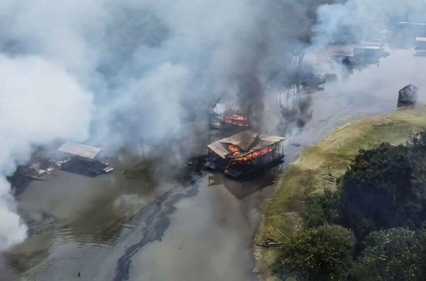  PF destrói mais de 300 balsas de garimpo no Rio Madeira, no Amazonas