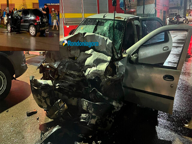 Vídeo: instruções entre dois carros deixa quatro pessoas feridas, uma em estado grave em Porto Velho