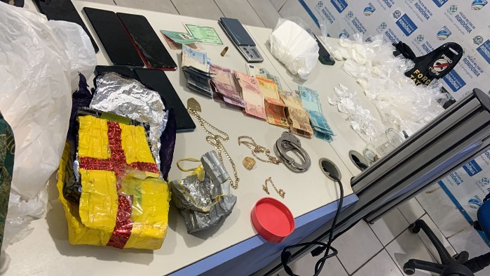Traficante é preso no Aponiã com diversas porções de drogas
