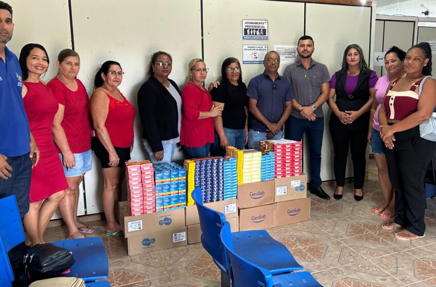  Deputado Delegado Camargo entrega medicamentos para pessoas com fibromialgia em Alto Paraíso