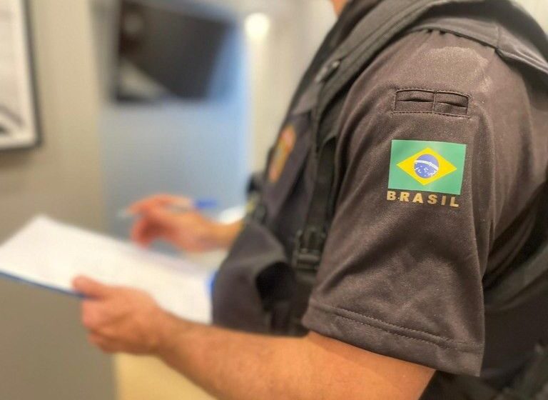  Rondônia: Mulher que Prestava serviçoos para a caga econômica federal é PRESA PELA PF por Golpes Em Clientes