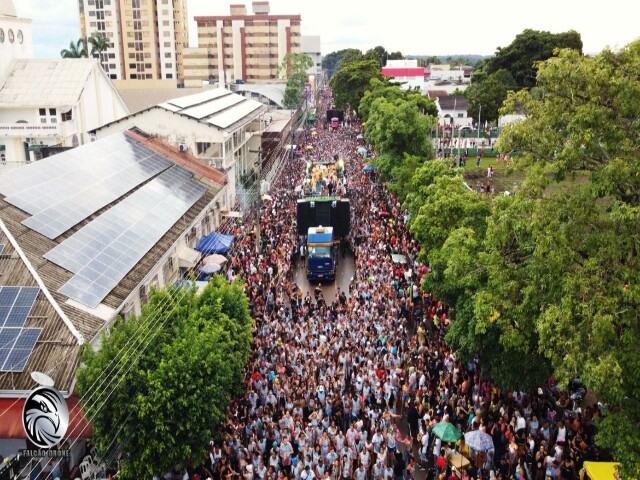  BANDA DO VAI QUE QUER DESFILA NO PRÓIXO