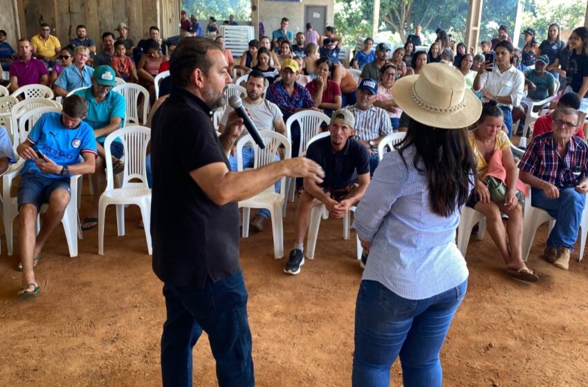  Laerte Gomes entrega implementos agrícolas e anuncia destinação de mais de R$ 1,5 milhão para associações de Nova Brasilândia D’Oeste