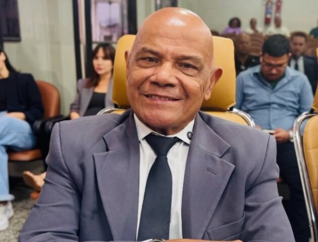 Pastor Evanildo deixa o PRTB com anuência da direção nacional e estudo convites para concorrer à Câmara