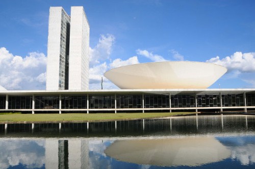 Cadê os 5%, diz prefeito, silenciando reunião nada republicana em Brasília