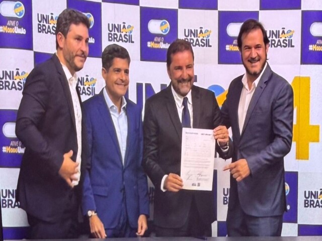 O ex-prefeito Hildon Chaves é filiado à Federação União Progressista e deve concorrer ao Governo