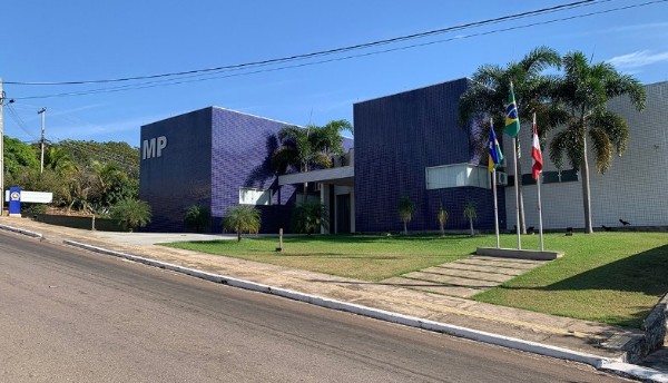 Grupo que invadiu casa e extorquiu idosos é condenado a mais de 20 anos de prisão