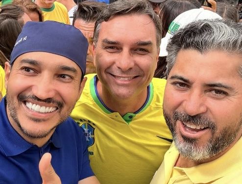 Com presença de Flávio Bolsonaro, PL lança Marcos Rogério ao governo de RO