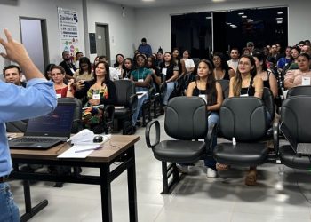 Escola do Legislativo promove curso de oratória em Cujubim Capacitação no município ocorreu por indicação do deputado estadual Pedro Fernandes.