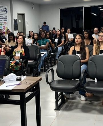Escola do Legislativo promove curso de oratória em Cujubim Capacitação no município ocorreu por indicação do deputado estadual Pedro Fernandes.